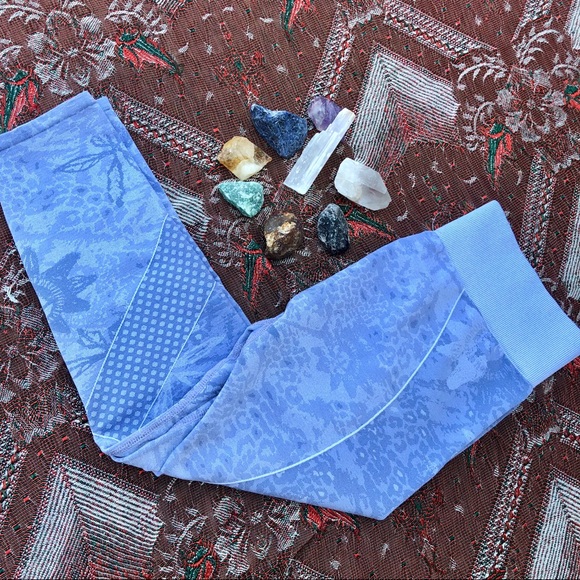 Fabletics Pants - Fabletics | Seamless Capri
